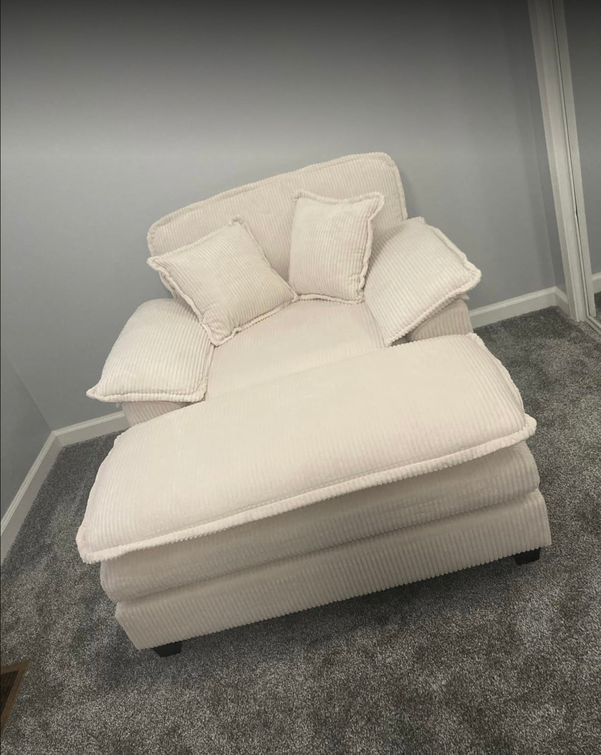 Oversized Chair with Ottoman